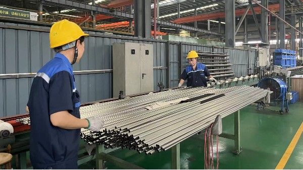 新能源電池行業不銹鋼管選擇！