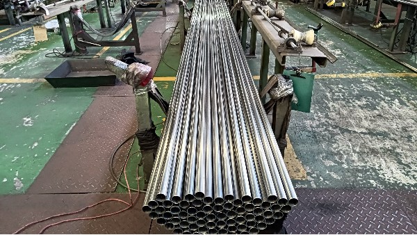 高溫挑戰(zhàn)者：哪些不銹鋼管能經(jīng)受“烈火考驗”？